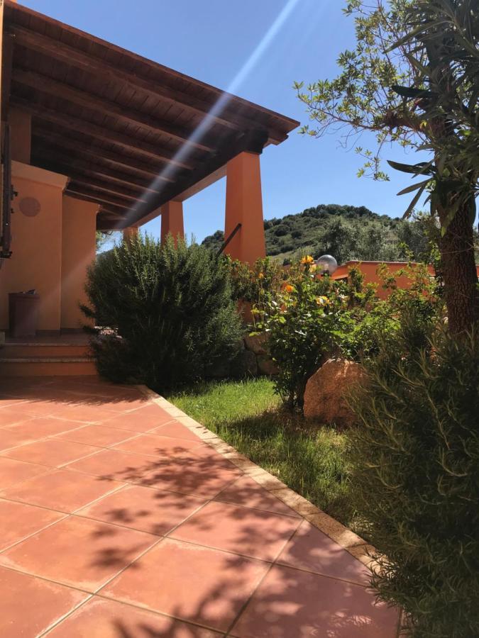B&B Da Sabrina San Teodoro  Esterno foto